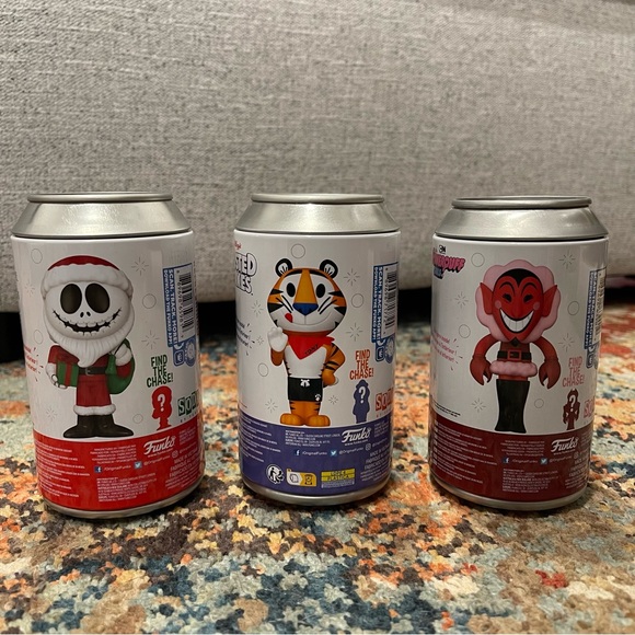 FUNKO SODA BUNDLE 
SANTA JACK 
HIM 
TONY THE TIGER
ALL COMMONS - Picture 9 of 9
